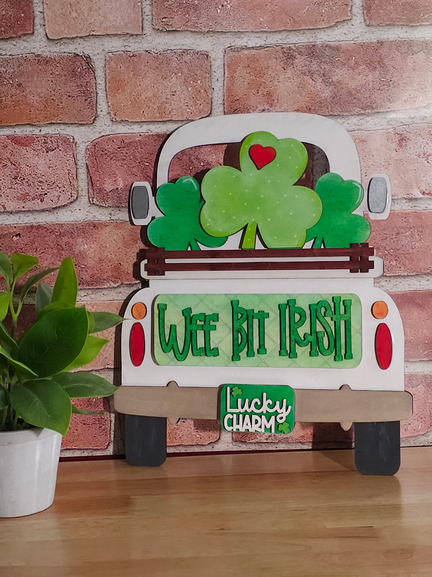 Wee Bit Irish Insert for Farmhouse Vintage Truck - Interchangeable: Insert Only