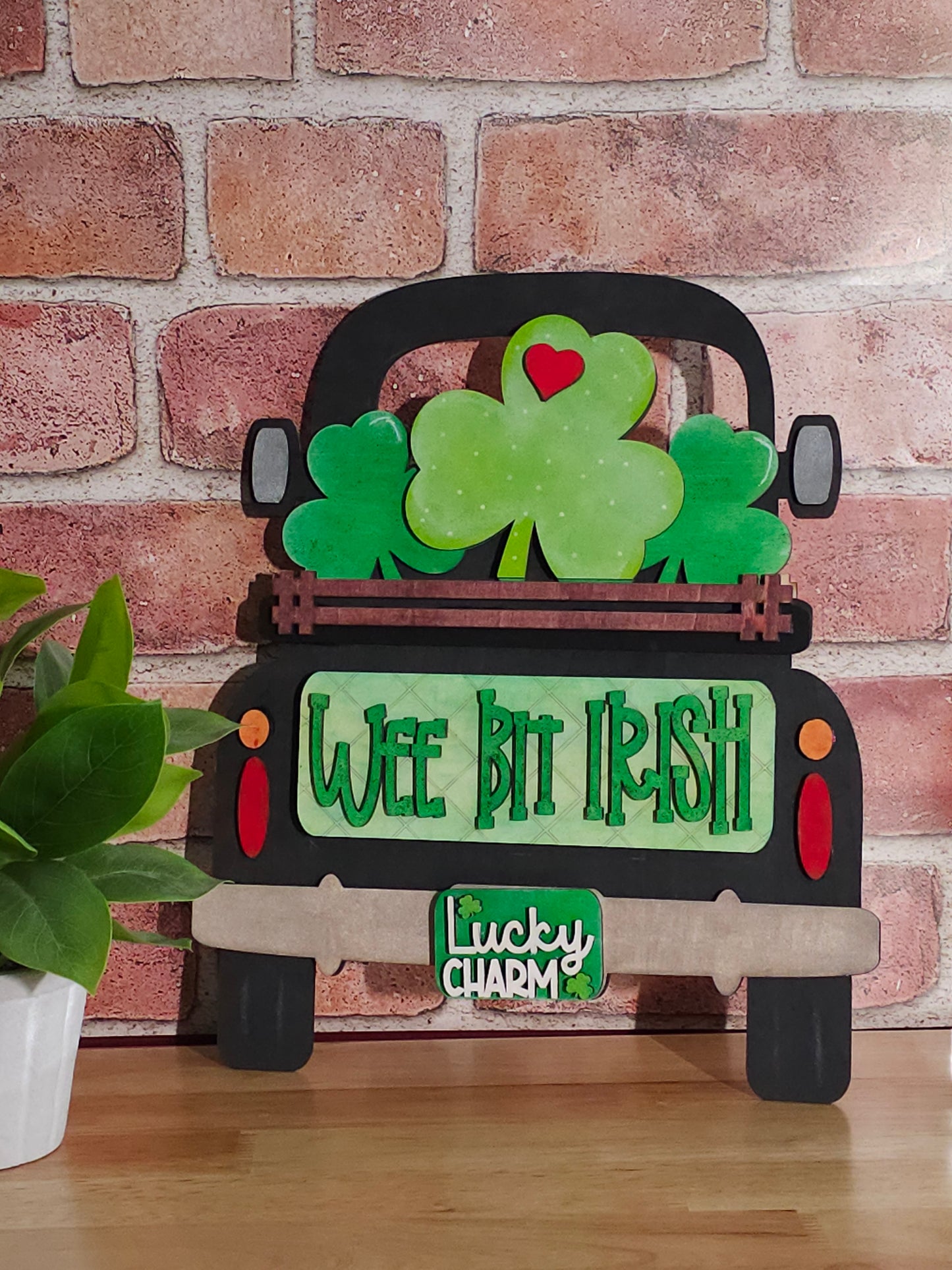 Wee Bit Irish Insert for Farmhouse Vintage Truck - Interchangeable: Insert Only
