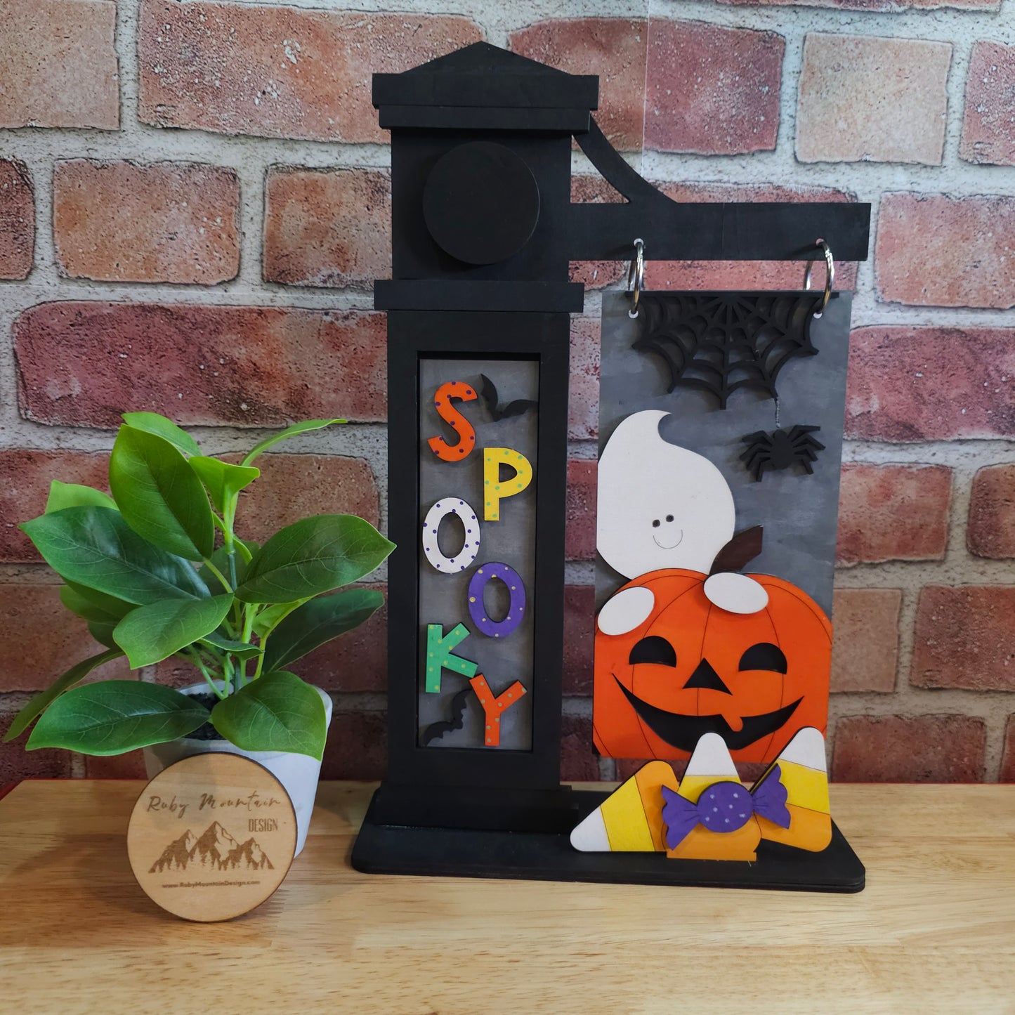 Spooky Halloween - Interchangeable Post Arm Stand: Insert Only