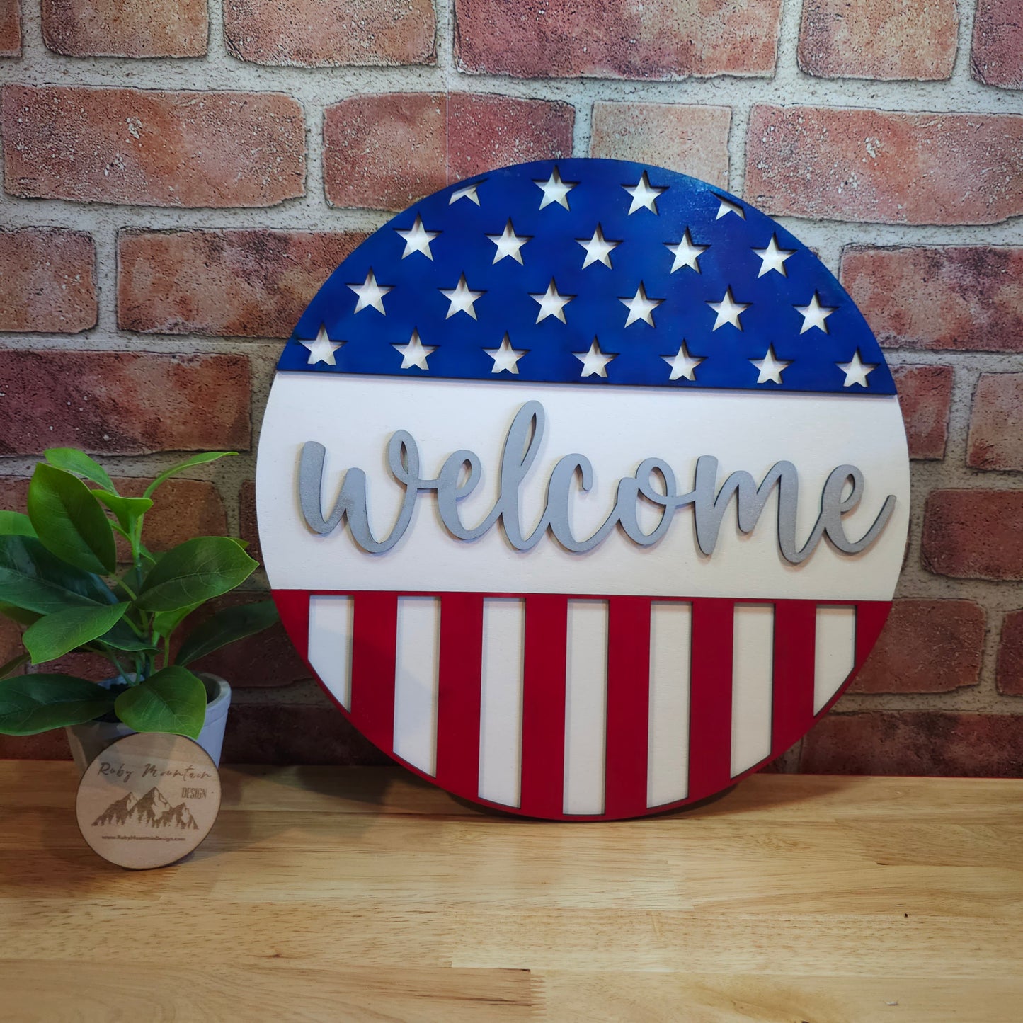 Patriotic America Round Door Hanger