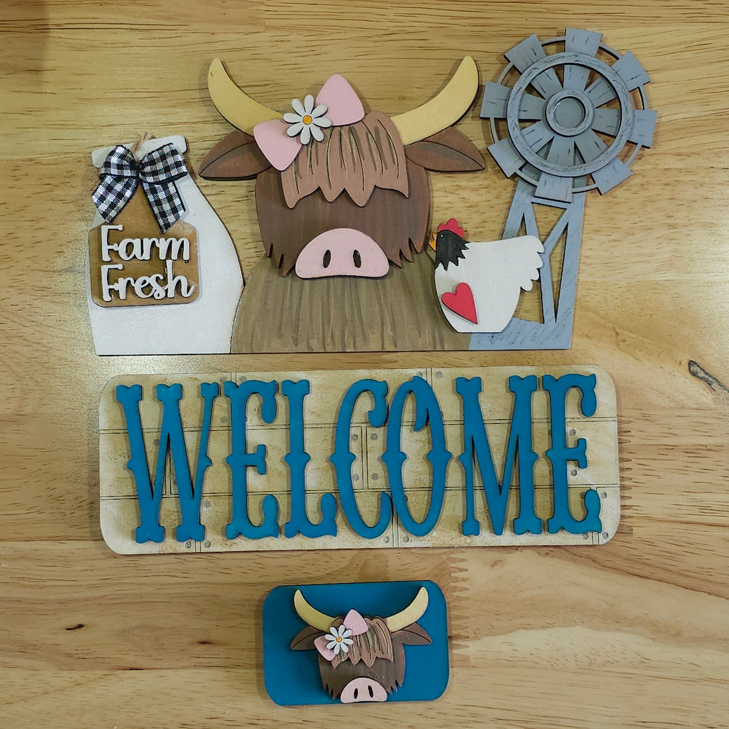 Highland Cow Insert for Farmhouse Vintage Truck - Interchangeable: Insert Only