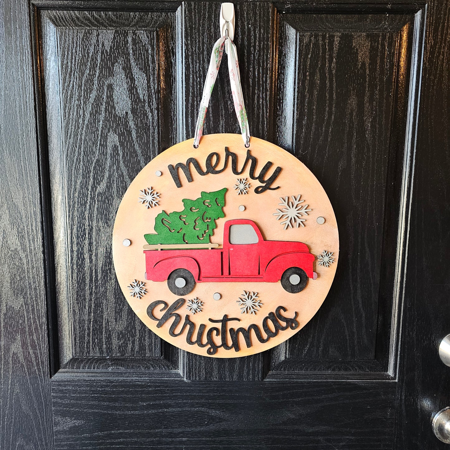 Merry Christmas Farm Truck Round Door Hanger