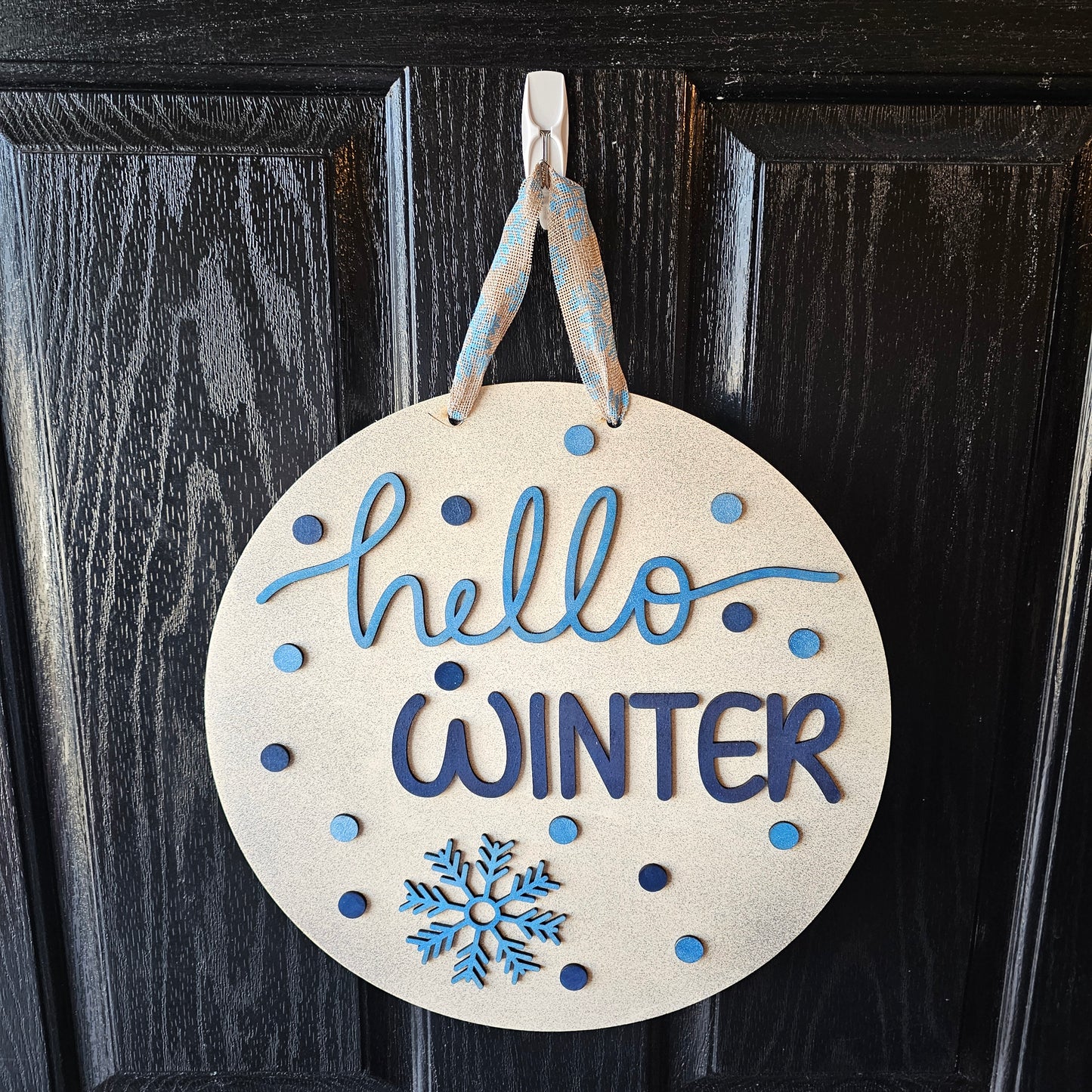 Hello Winter Round Door Hanger