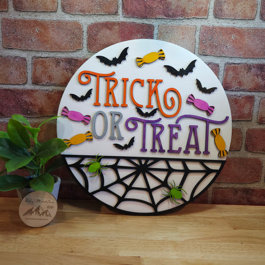 Trick or Treat Halloween Round Door Hanger